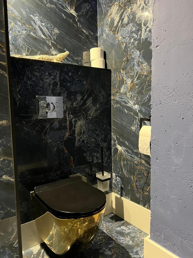 Lux 114 Apartment コシツェ エクステリア 写真